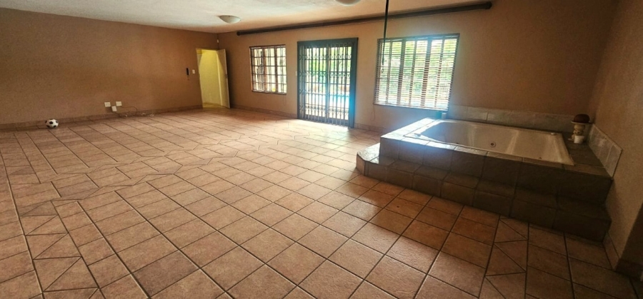 To Let 3 Bedroom Property for Rent in Cashan North West